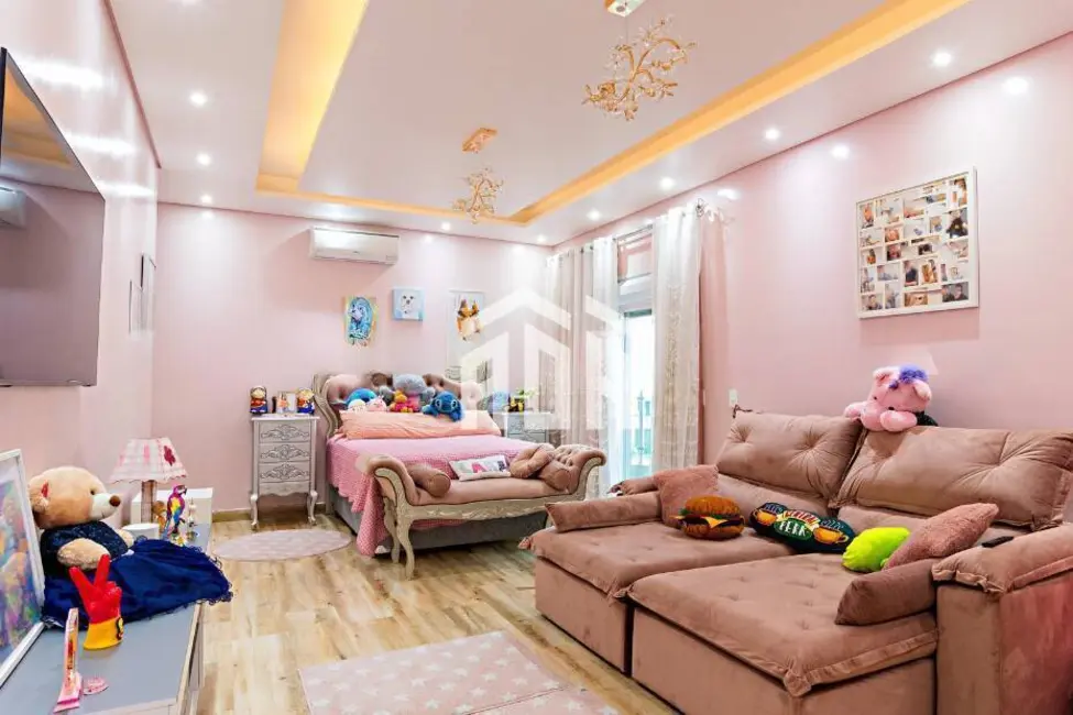 Casa com 5 quartos à venda, 1700m2 em Barueri - SP - imagem 9 Foto 9 de Casa com 5 quartos à venda, 1700m2 em Barueri - SP