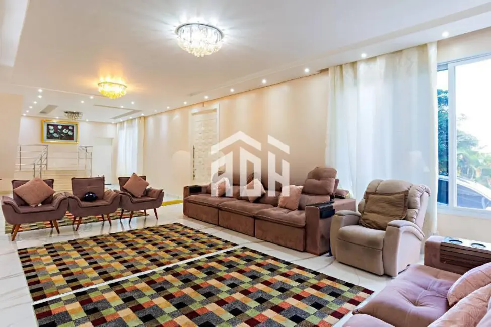 Casa com 5 quartos à venda, 1700m2 em Barueri - SP - imagem 4 Foto 4 de Casa com 5 quartos à venda, 1700m2 em Barueri - SP