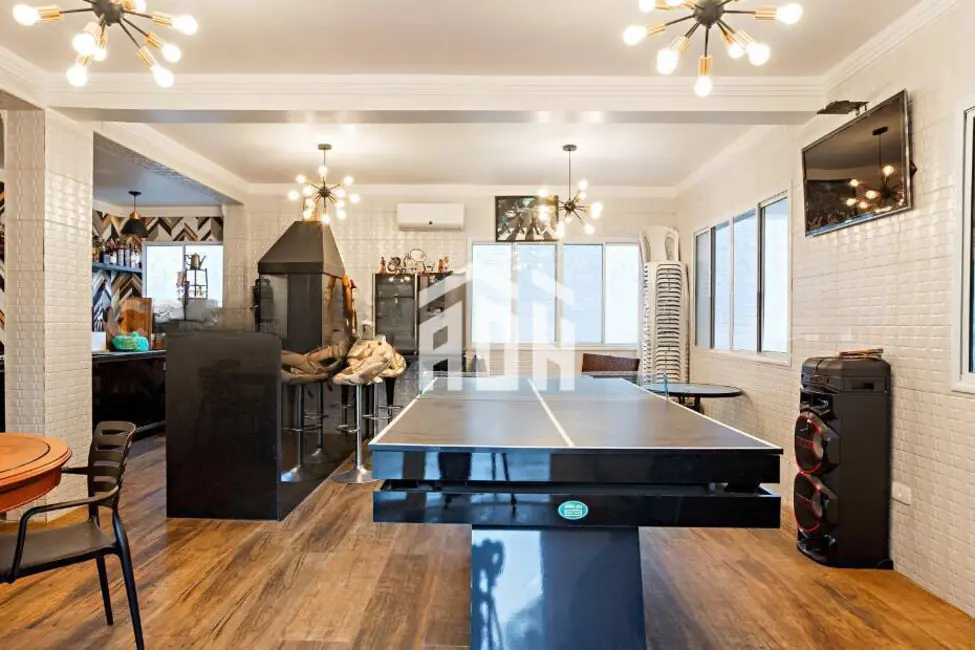 Casa com 5 quartos à venda, 1700m2 em Barueri - SP - imagem 7 Foto 7 de Casa com 5 quartos à venda, 1700m2 em Barueri - SP