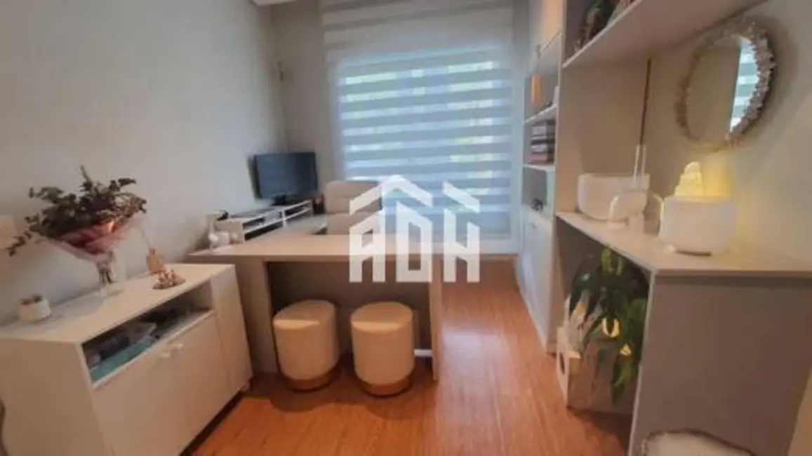 Casa com 4 quartos à venda, 310m2 em Alphaville, Santana De Parnaiba - SP - imagem 3 Foto 3 de Casa com 4 quartos à venda, 310m2 em Alphaville, Santana De Parnaiba - SP