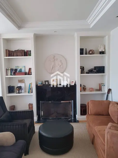 Casa com 4 quartos à venda, 490m2 em Alphaville, Santana De Parnaiba - SP - imagem 6 Foto 6 de Casa com 4 quartos à venda, 490m2 em Alphaville, Santana De Parnaiba - SP