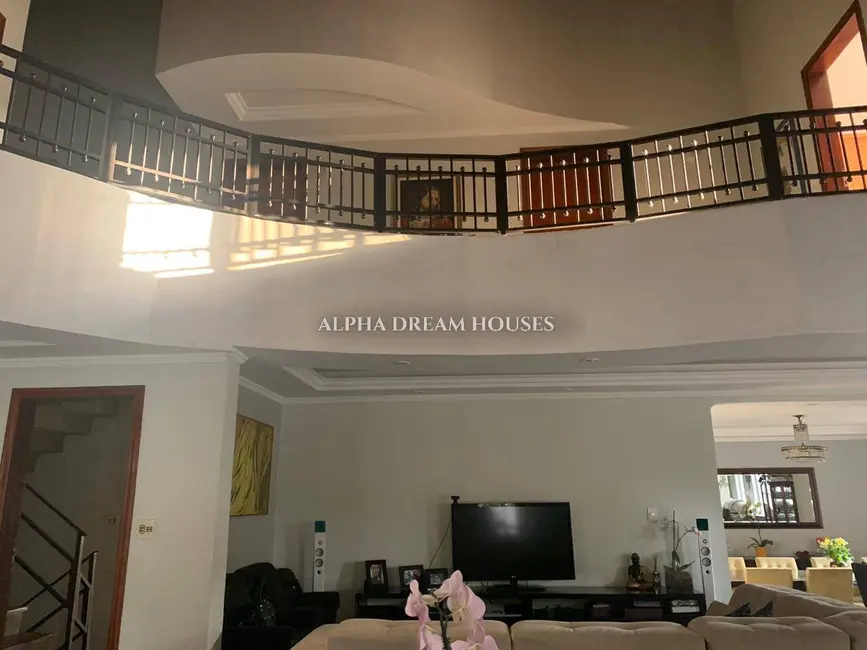 Casa com 4 quartos à venda e para alugar, 654m2 em Alphaville, Santana De Parnaiba - SP - imagem 5 Foto 5 de Casa com 4 quartos à venda e para alugar, 654m2 em Alphaville, Santana De Parnaiba - SP