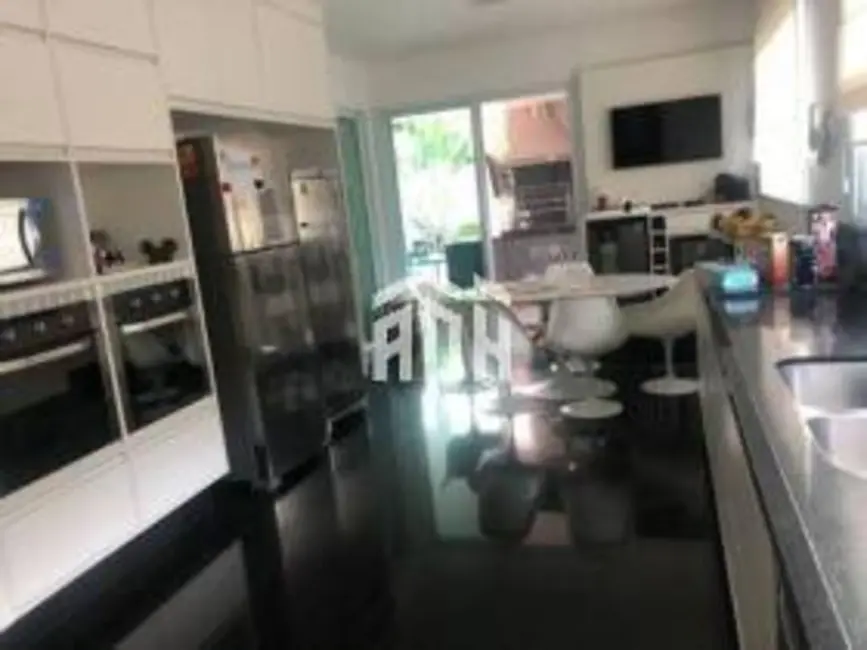 Casa com 4 quartos à venda e para alugar, 600m2 em Alphaville, Santana De Parnaiba - SP - imagem 4 Foto 4 de Casa com 4 quartos à venda e para alugar, 600m2 em Alphaville, Santana De Parnaiba - SP