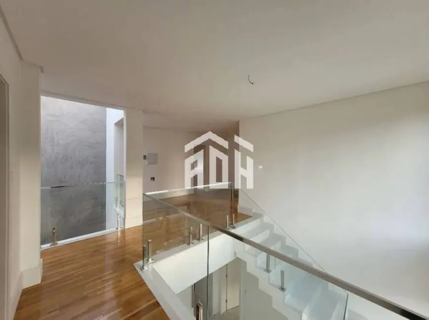 Casa com 4 quartos à venda, 500m2 em Barueri - SP - imagem 7 Foto 7 de Casa com 4 quartos à venda, 500m2 em Barueri - SP