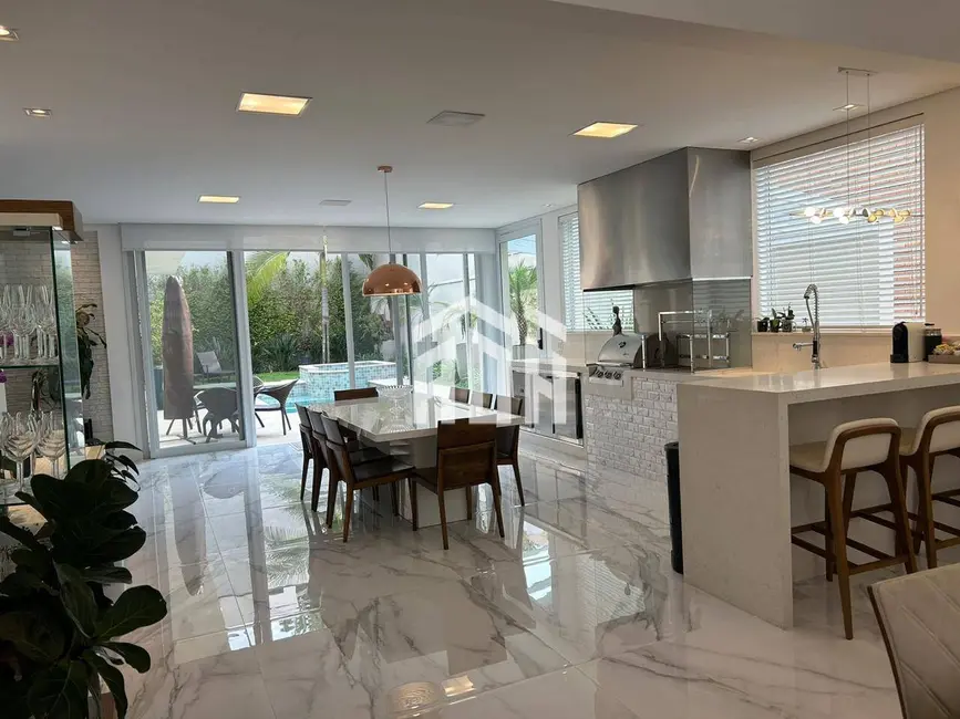 Foto 8 de Casa com 5 quartos à venda, 640m2 em Barueri - SP