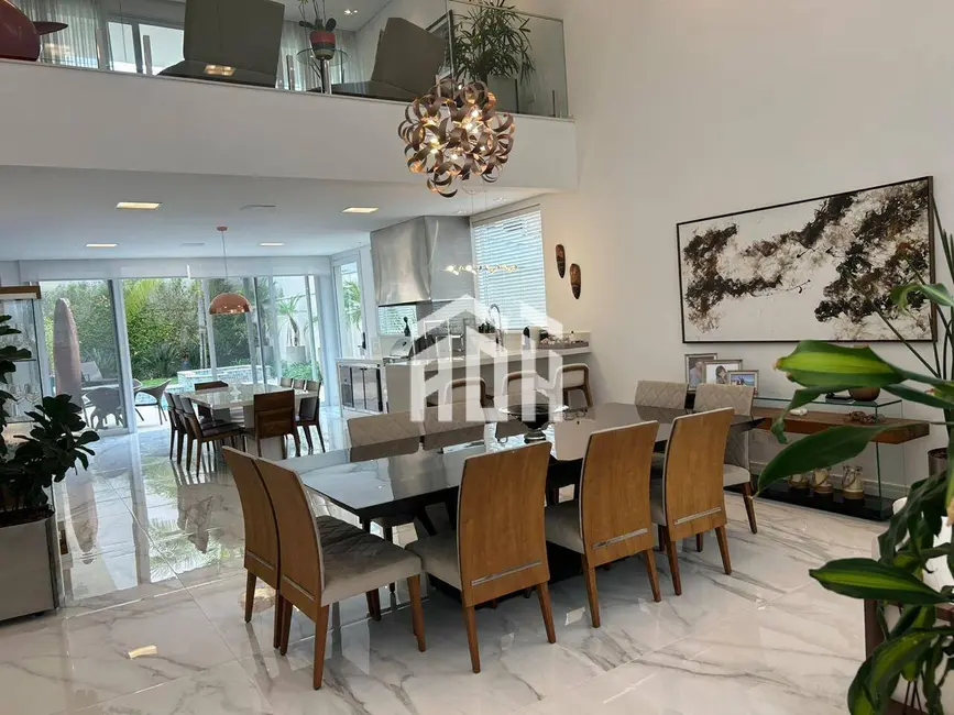 Foto 6 de Casa com 5 quartos à venda, 640m2 em Barueri - SP