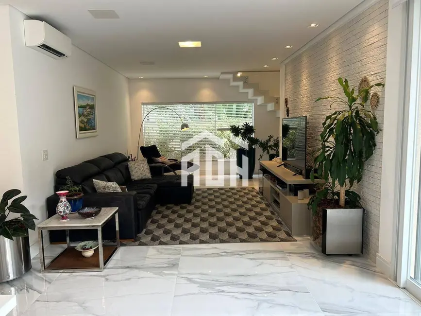 Foto 9 de Casa com 5 quartos à venda, 640m2 em Barueri - SP