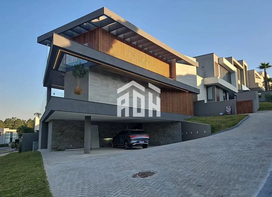 Foto 1 de Casa com 6 quartos à venda, 620m2 em Alphaville, Santana De Parnaiba - SP