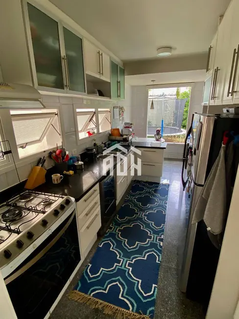 Foto 9 de Casa com 4 quartos à venda e para alugar, 950m2 em Barueri - SP