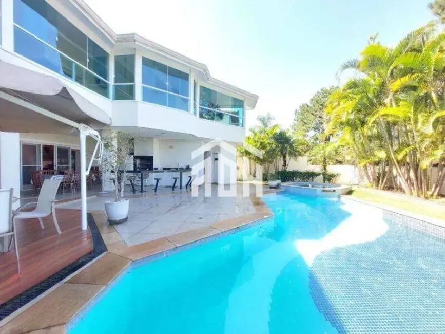 Foto 1 de Casa com 4 quartos à venda, 600m2 em Barueri - SP