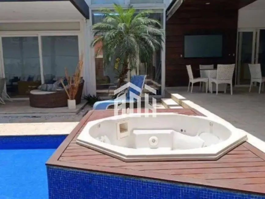 Casa com 4 quartos à venda, 625m2 em Barueri - SP - imagem 5 Foto 5 de Casa com 4 quartos à venda, 625m2 em Barueri - SP