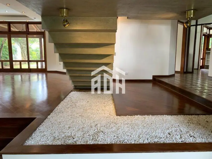 Foto 4 de Casa com 3 quartos à venda e para alugar, 720m2 em Alphaville, Santana De Parnaiba - SP