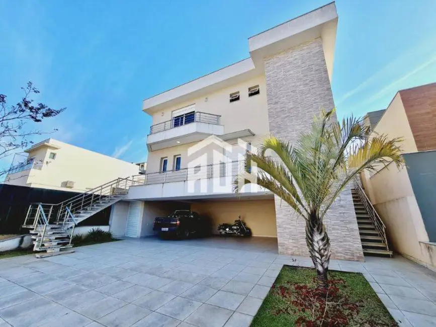 Foto 1 de Casa com 3 quartos à venda, 420m2 em Barueri - SP