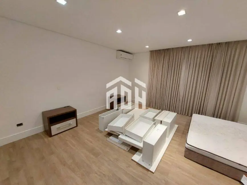 Casa com 4 quartos à venda, 562m2 em Alphaville, Santana De Parnaiba - SP - imagem 5 Foto 5 de Casa com 4 quartos à venda, 562m2 em Alphaville, Santana De Parnaiba - SP