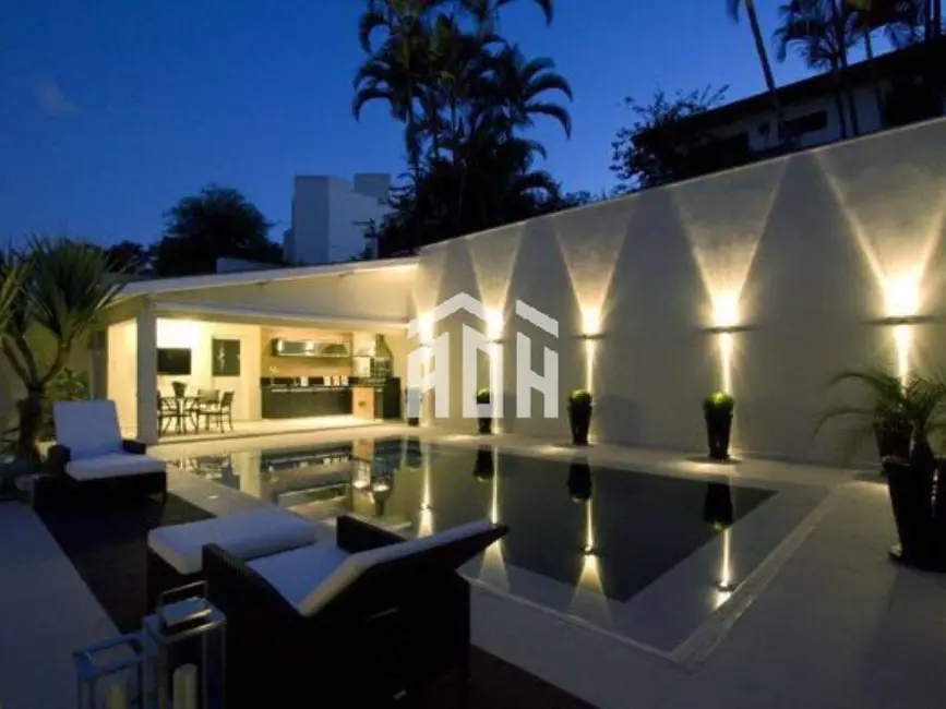 Foto 6 de Casa com 5 quartos à venda, 500m2 em Barueri - SP