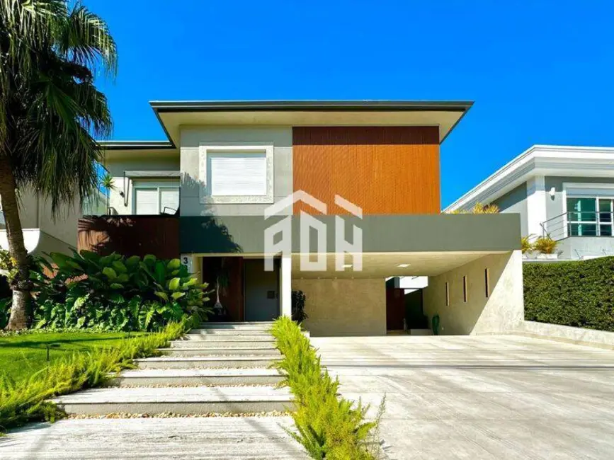 Foto 1 de Casa com 5 quartos à venda, 500m2 em Barueri - SP