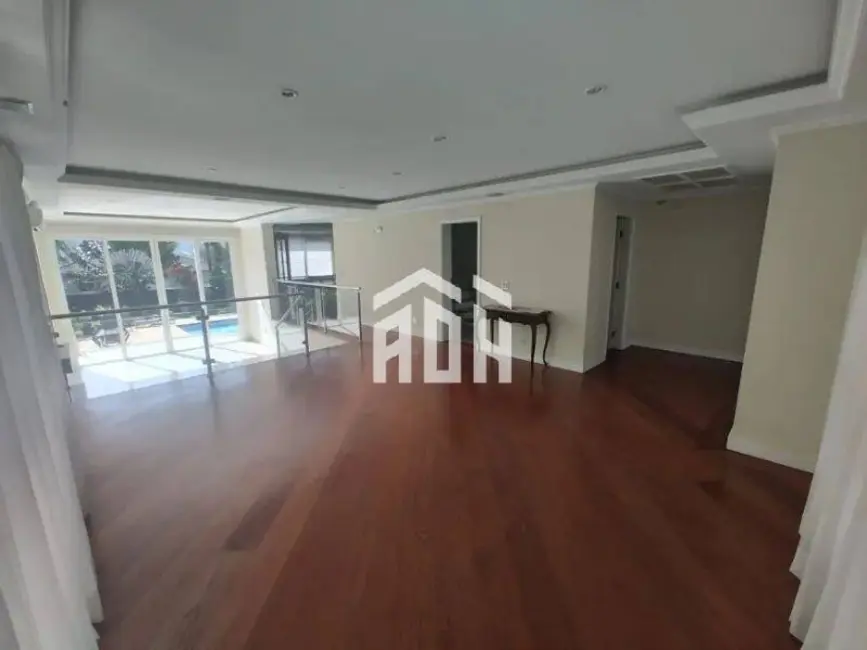Foto 2 de Casa com 4 quartos para alugar, 620m2 em Barueri - SP