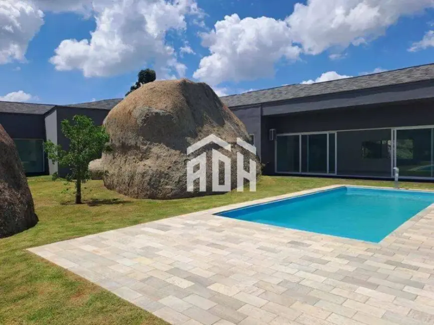 Foto 1 de Casa com 4 quartos para alugar, 4700m2 em Barueri - SP