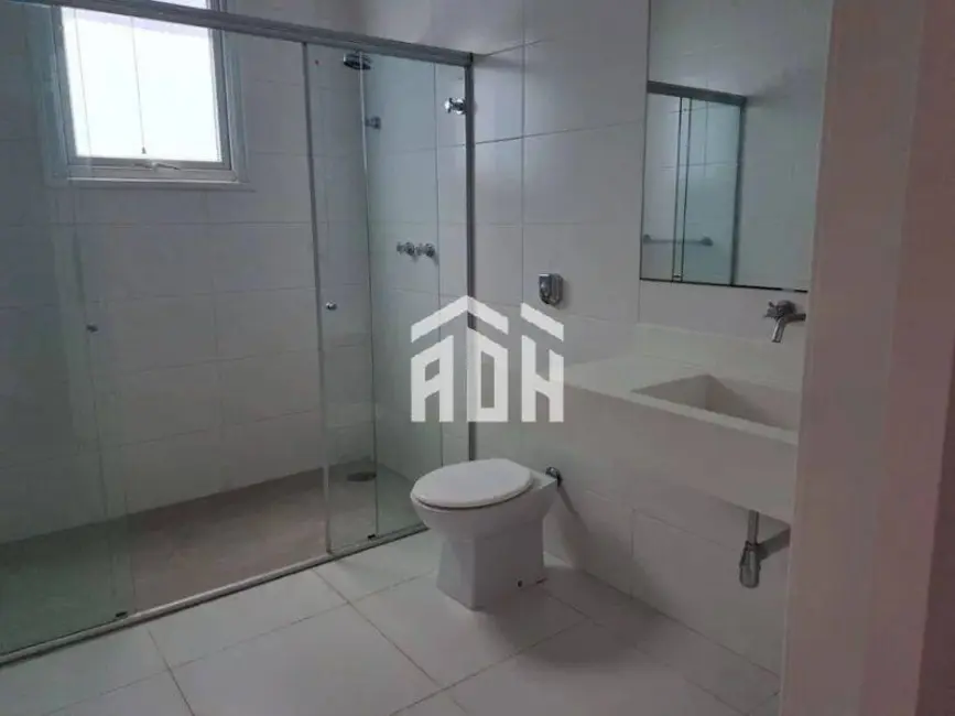 Foto 5 de Casa com 4 quartos para alugar, 4700m2 em Barueri - SP