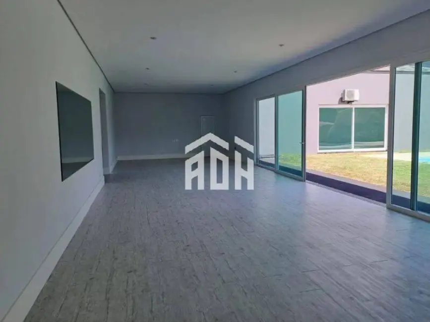 Foto 9 de Casa com 4 quartos para alugar, 4700m2 em Barueri - SP