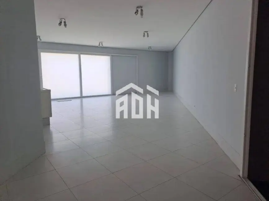 Foto 3 de Casa com 4 quartos para alugar, 4700m2 em Barueri - SP