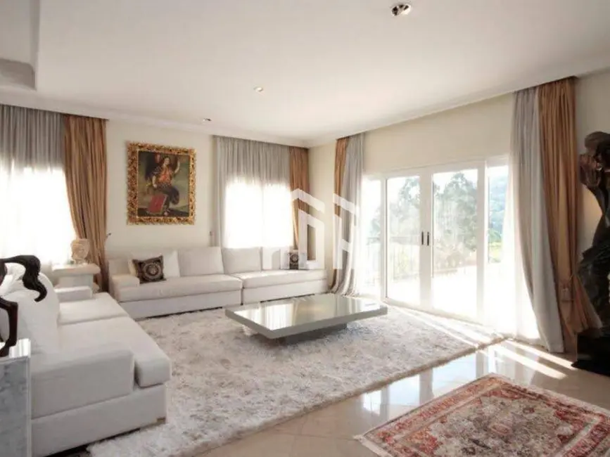 Foto 4 de Casa com 6 quartos à venda e para alugar, 850m2 em Alphaville, Santana De Parnaiba - SP