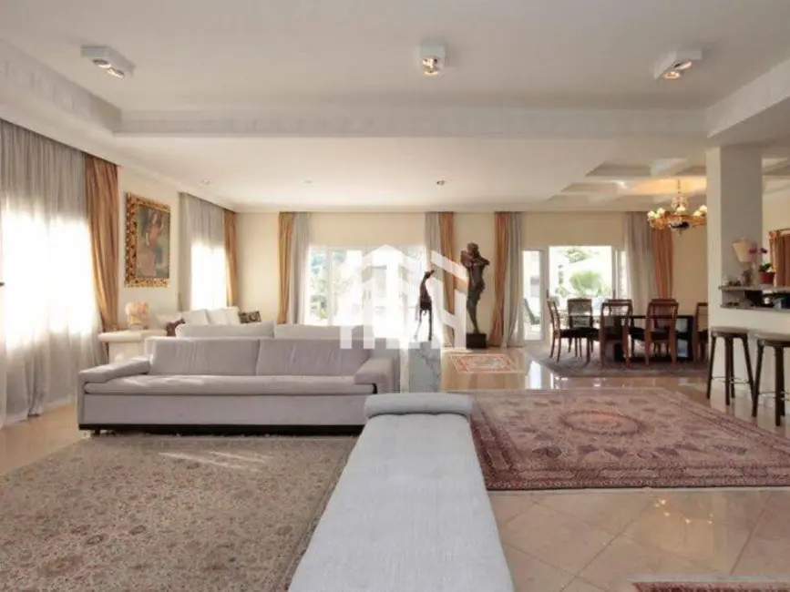 Foto 2 de Casa com 6 quartos à venda e para alugar, 850m2 em Alphaville, Santana De Parnaiba - SP