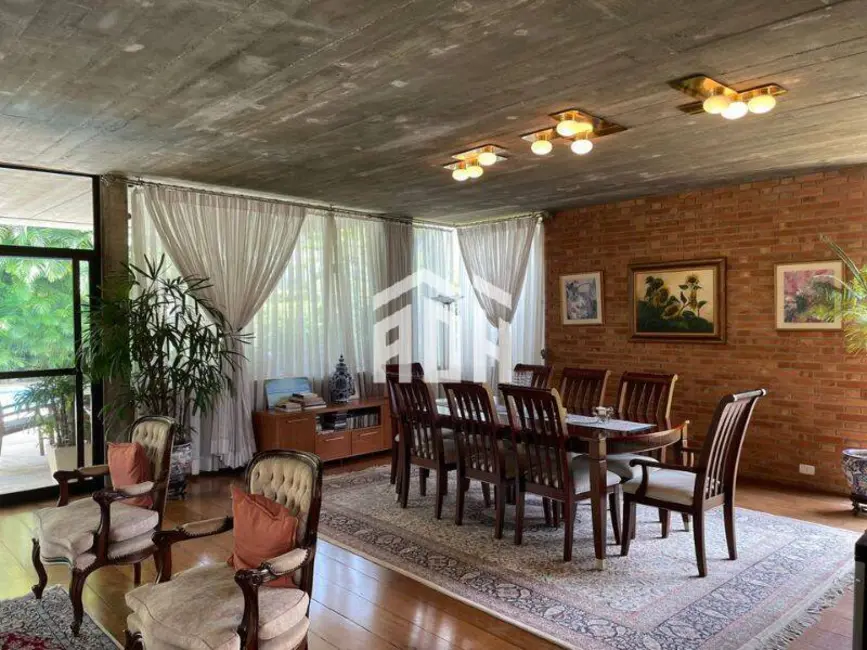 Casa com 4 quartos à venda, 440m2 em Barueri - SP - imagem 3 Foto 3 de Casa com 4 quartos à venda, 440m2 em Barueri - SP