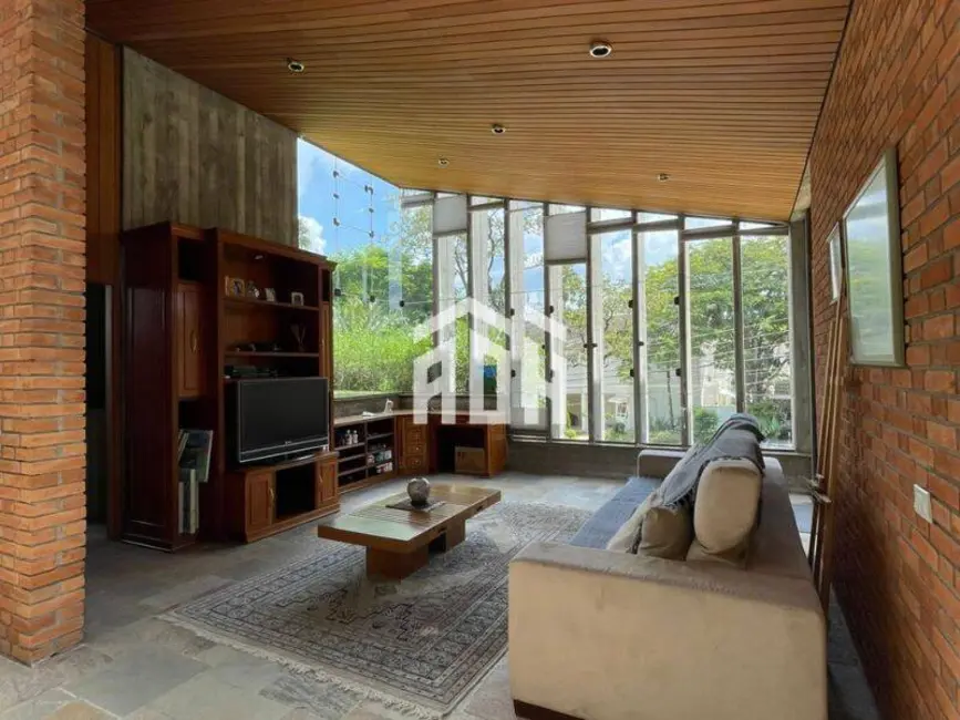 Casa com 4 quartos à venda, 440m2 em Barueri - SP - imagem 6 Foto 6 de Casa com 4 quartos à venda, 440m2 em Barueri - SP