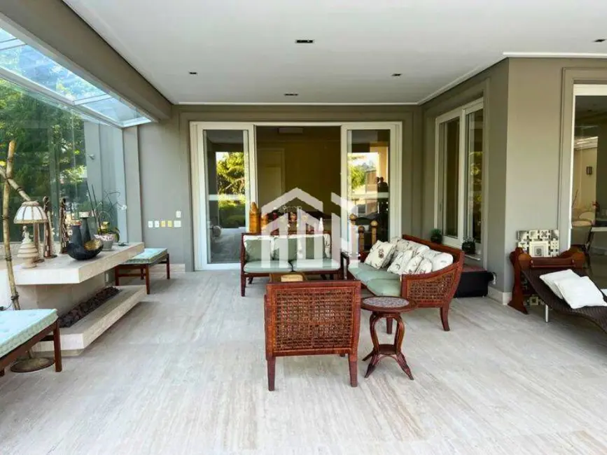 Foto 6 de Casa com 6 quartos à venda, 843m2 em Barueri - SP