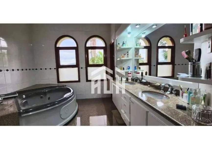 Foto 5 de Casa com 4 quartos à venda, 1200m2 em Barueri - SP