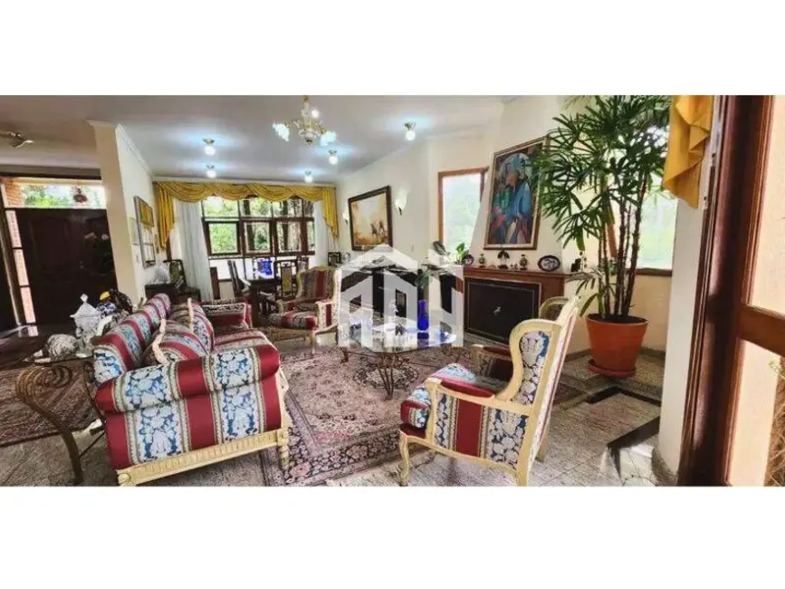 Foto 6 de Casa com 4 quartos à venda, 1200m2 em Barueri - SP