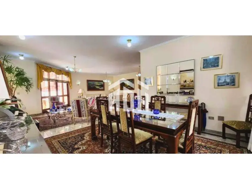 Foto 3 de Casa com 4 quartos à venda, 1200m2 em Barueri - SP