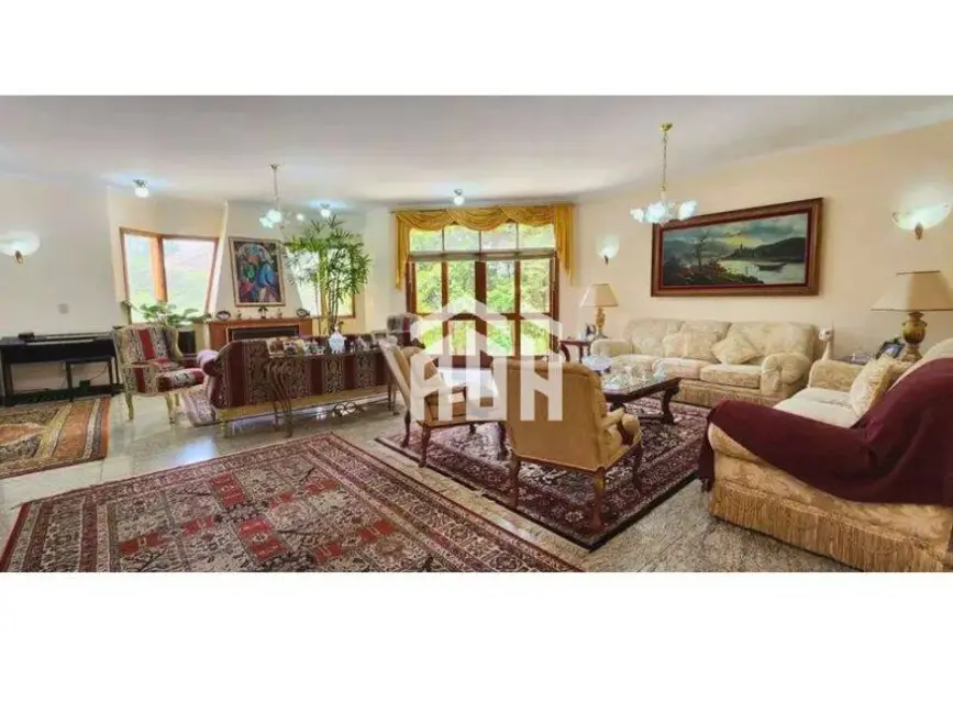 Foto 2 de Casa com 4 quartos à venda, 1200m2 em Barueri - SP