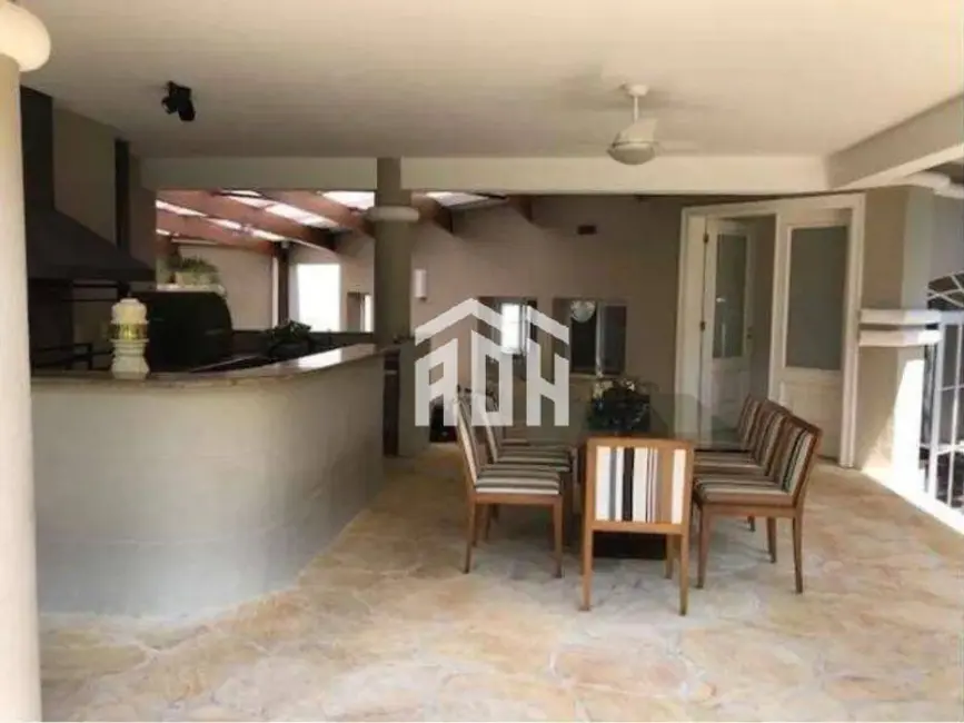 Casa com 4 quartos à venda, 850m2 em Alphaville, Santana De Parnaiba - SP - imagem 3 Foto 3 de Casa com 4 quartos à venda, 850m2 em Alphaville, Santana De Parnaiba - SP