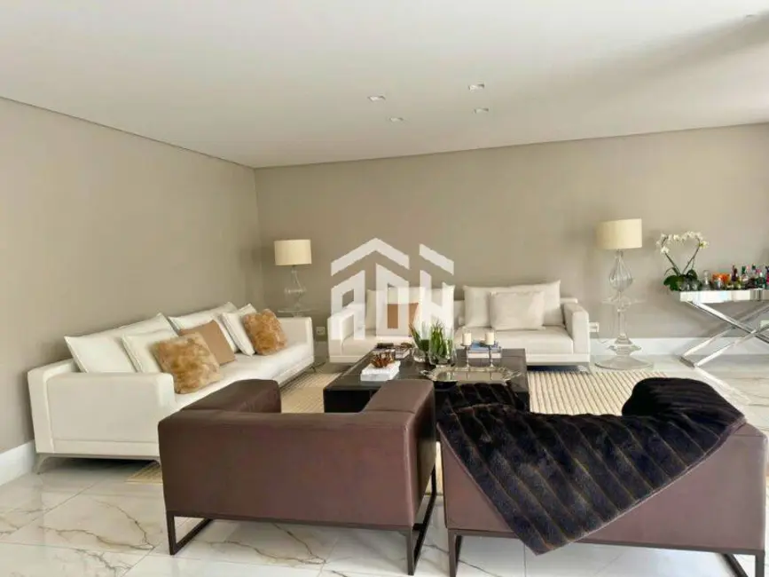 Foto 4 de Casa com 4 quartos para alugar, 900m2 em Barueri - SP