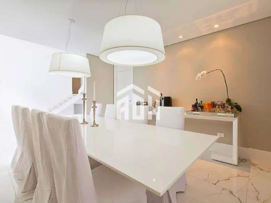 Foto 6 de Casa com 4 quartos para alugar, 900m2 em Barueri - SP