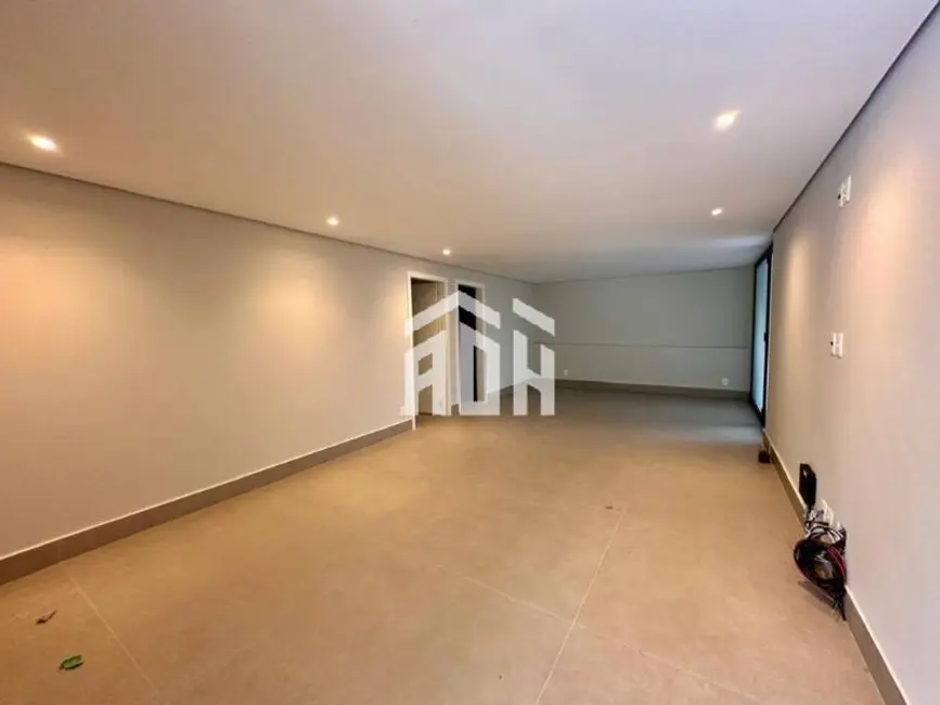 Foto 2 de Casa com 5 quartos à venda, 595m2 em Barueri - SP