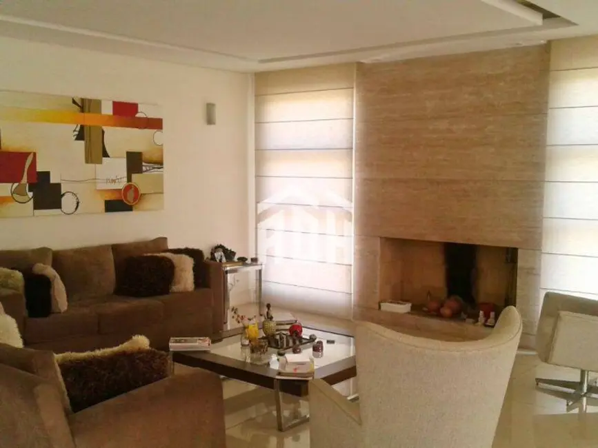 Casa com 4 quartos à venda, 435m2 em Alphaville, Santana De Parnaiba - SP - imagem 3 Foto 3 de Casa com 4 quartos à venda, 435m2 em Alphaville, Santana De Parnaiba - SP