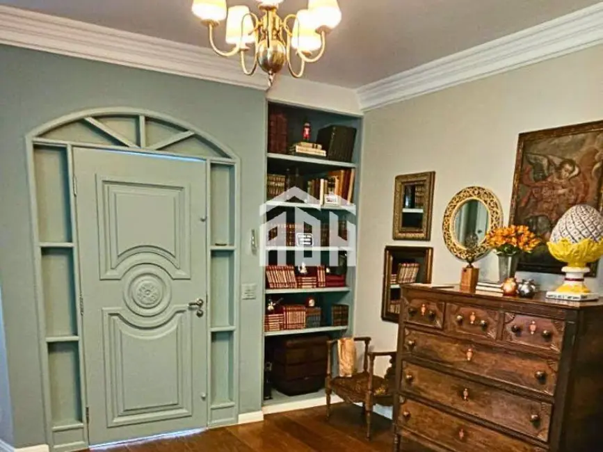 Casa com 4 quartos à venda e para alugar, 1200m2 em Barueri - SP - imagem 4 Foto 4 de Casa com 4 quartos à venda e para alugar, 1200m2 em Barueri - SP