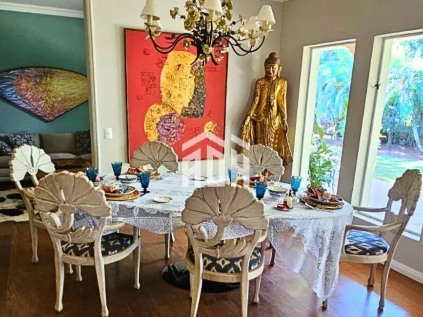 Casa com 4 quartos à venda e para alugar, 1200m2 em Barueri - SP - imagem 5 Foto 5 de Casa com 4 quartos à venda e para alugar, 1200m2 em Barueri - SP