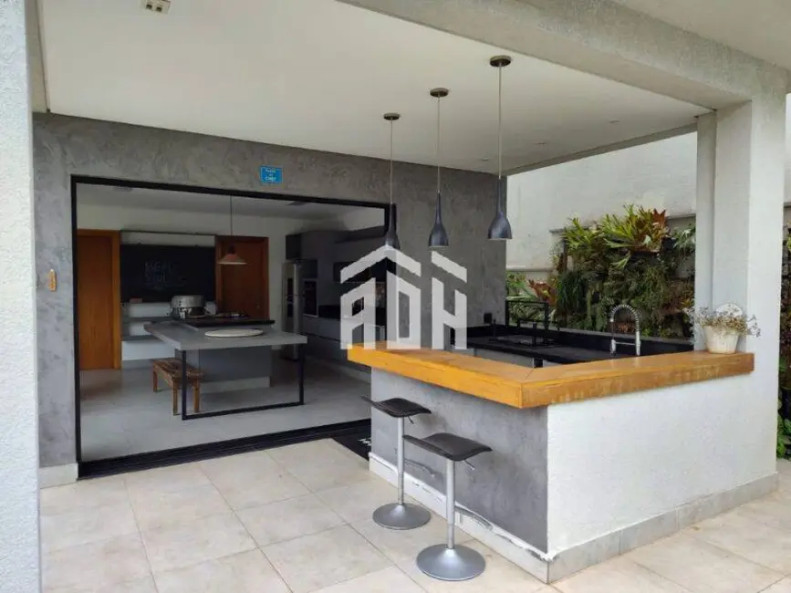 Foto 3 de Casa com 5 quartos à venda e para alugar, 420m2 em Alphaville, Santana De Parnaiba - SP