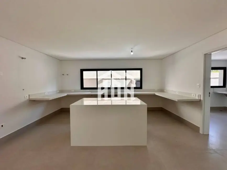 Casa com 4 quartos à venda, 45m2 em Alphaville, Santana De Parnaiba - SP - imagem 6 Foto 6 de Casa com 4 quartos à venda, 45m2 em Alphaville, Santana De Parnaiba - SP