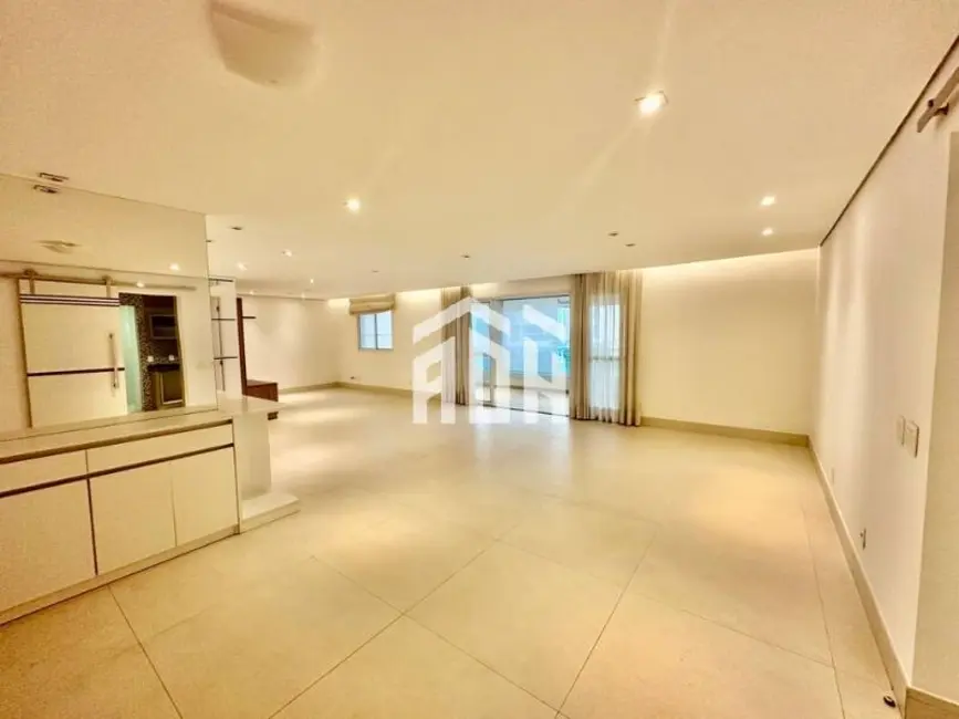 Foto 3 de Apartamento com 3 quartos à venda, 202m2 em Tamboré, Santana De Parnaiba - SP