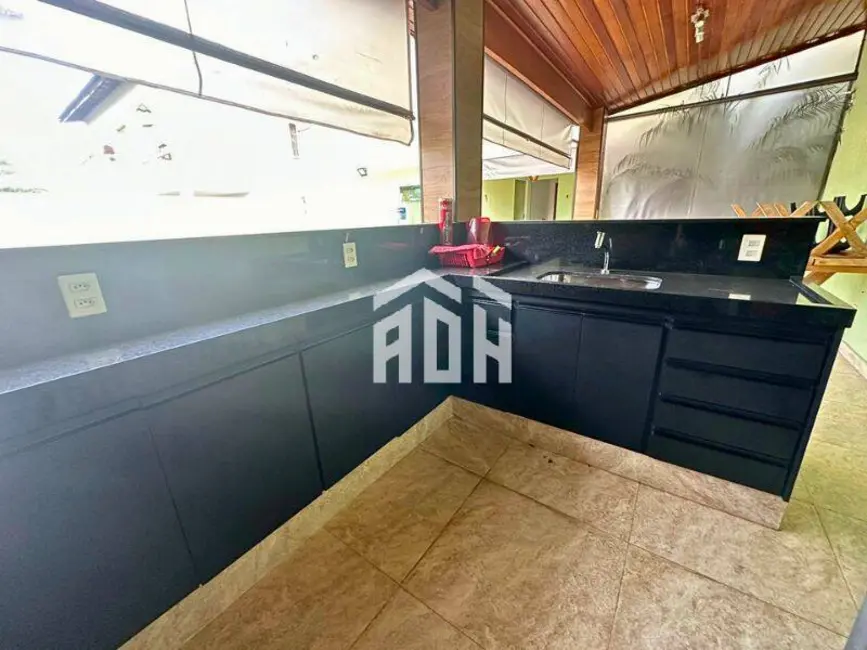 Casa com 4 quartos à venda, 309m2 em Alphaville, Santana De Parnaiba - SP - imagem 4 Foto 4 de Casa com 4 quartos à venda, 309m2 em Alphaville, Santana De Parnaiba - SP