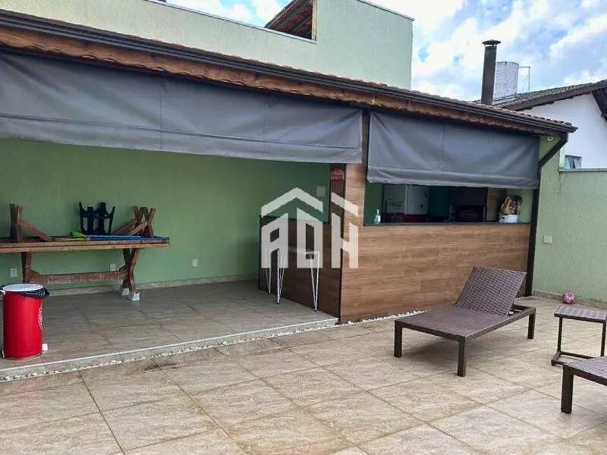 Casa com 4 quartos à venda, 309m2 em Alphaville, Santana De Parnaiba - SP - imagem 3 Foto 3 de Casa com 4 quartos à venda, 309m2 em Alphaville, Santana De Parnaiba - SP