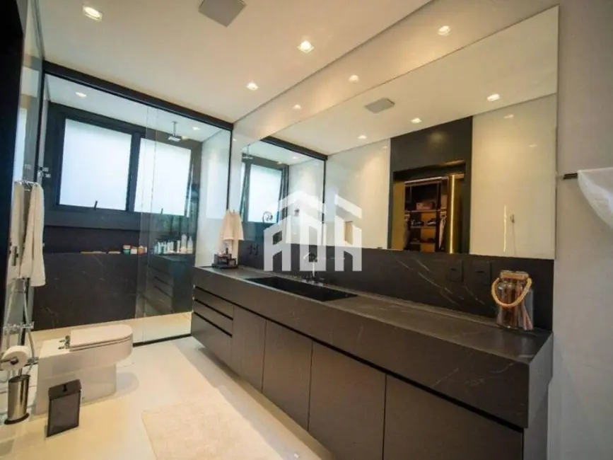 Foto 6 de Casa com 5 quartos à venda, 1000m2 em Centro Comercial Jubran, Barueri - SP