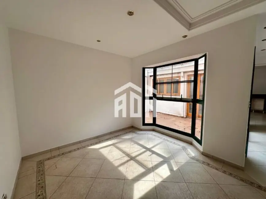 Foto 3 de Casa com 3 quartos à venda, 220m2 em Barueri - SP