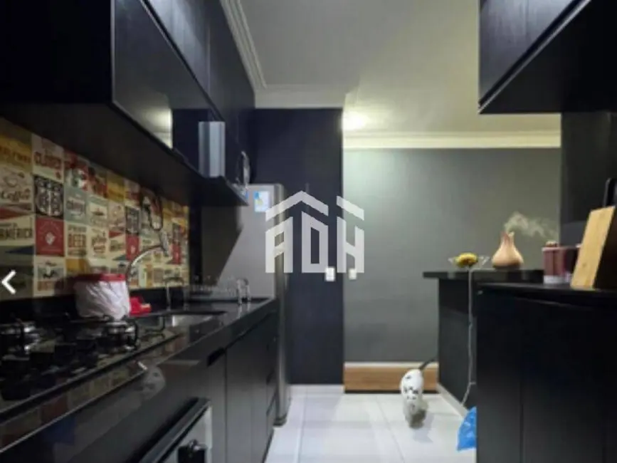 Foto 2 de Apartamento com 3 quartos à venda, 68m2 em Jardim Tupanci, Barueri - SP