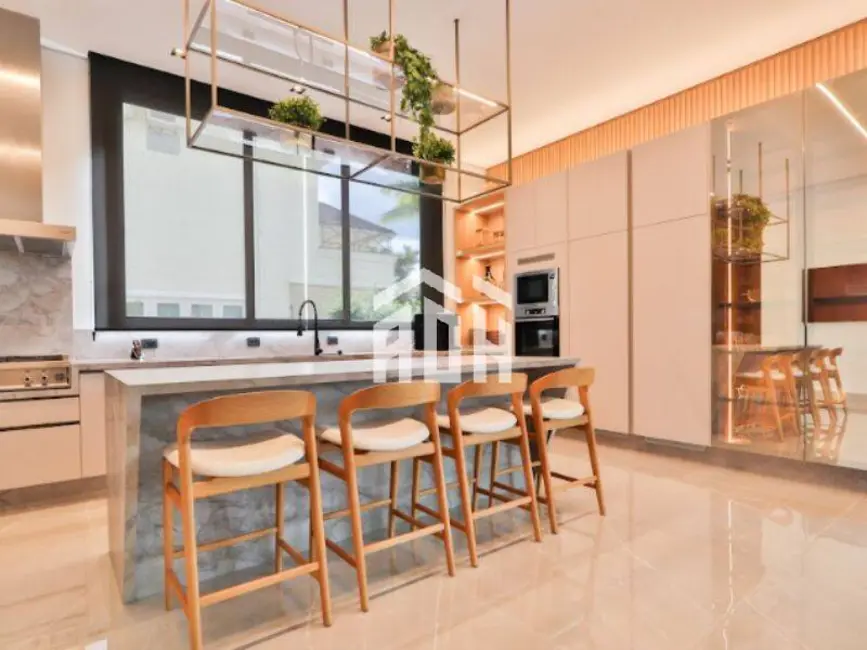 Foto 9 de Casa com 8 quartos à venda, 1950m2 em Tamboré, Santana De Parnaiba - SP